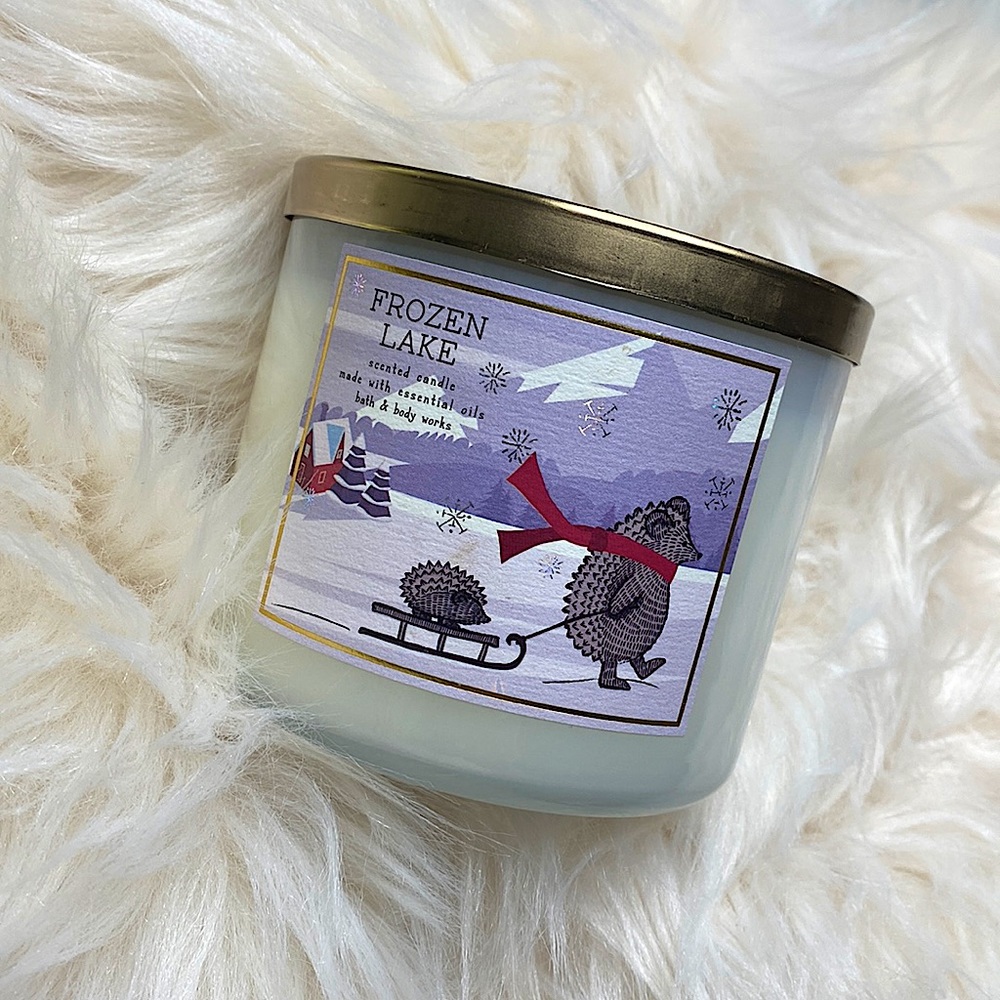 **NEW** B&BW Candle